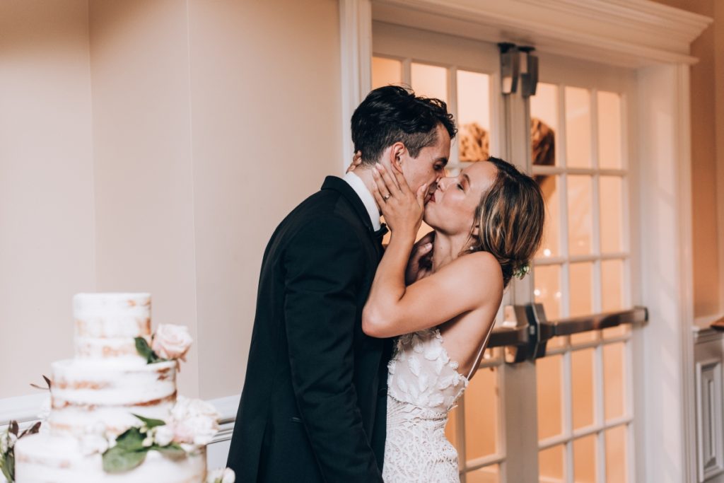 cake cutting rock island lake club sparta oleg cassini david's bridal lakeside lake wedding alternative wedding east coast photographers love story new jersey wedding new york ny blogger ny photographer