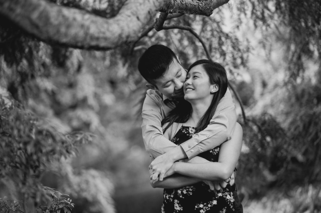 black and white deep cut gardens middletown nj south jersey engagement session spring cherry blossoms