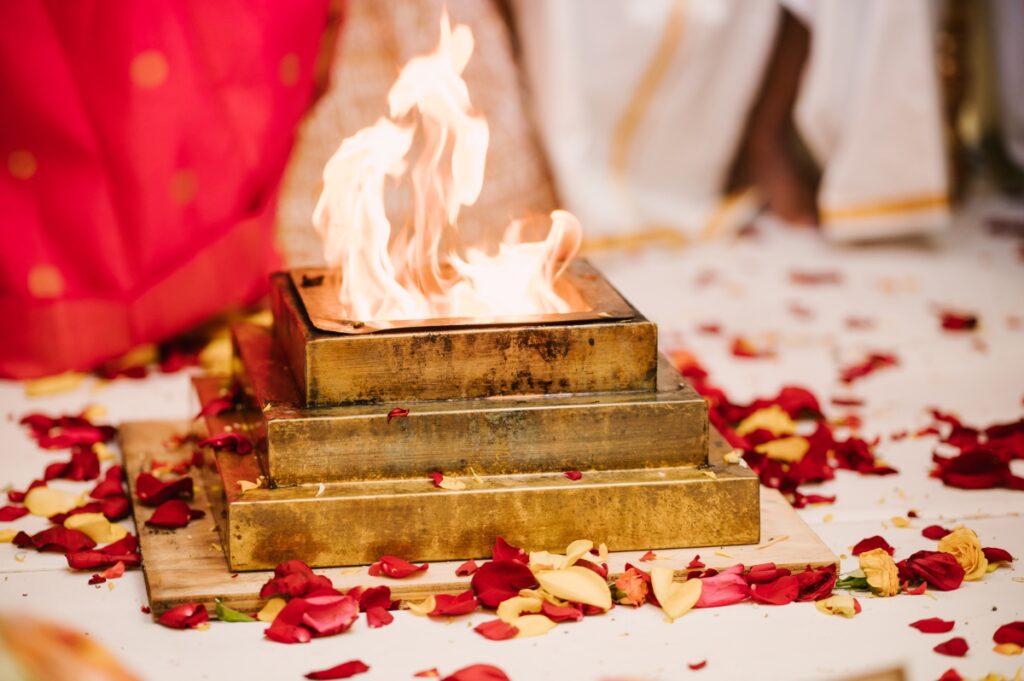 Indian Winter Wedding at the Hindu Samaj Temple of Mahwah