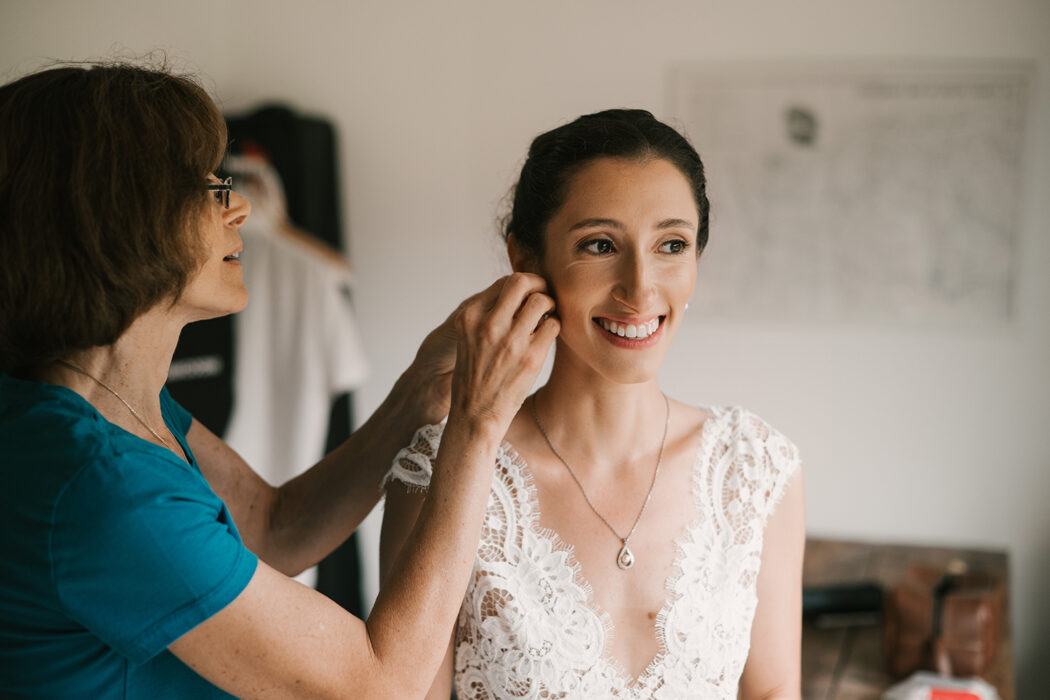 spruceton inn summer august wedding catskills NY anais asette