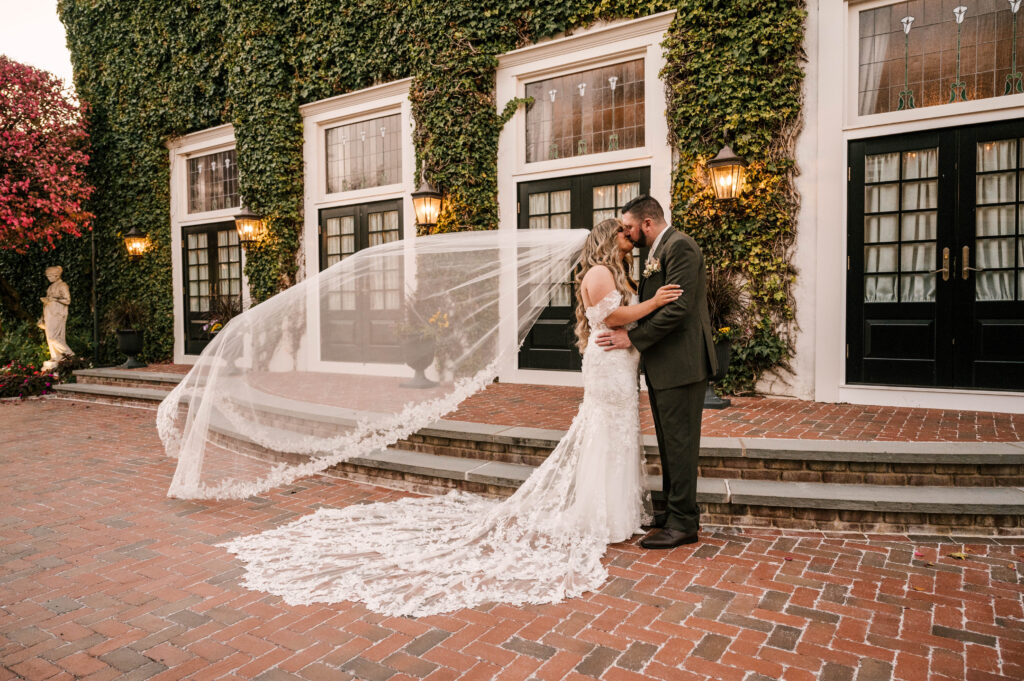 ivy wall and veil toss at David's Country inn