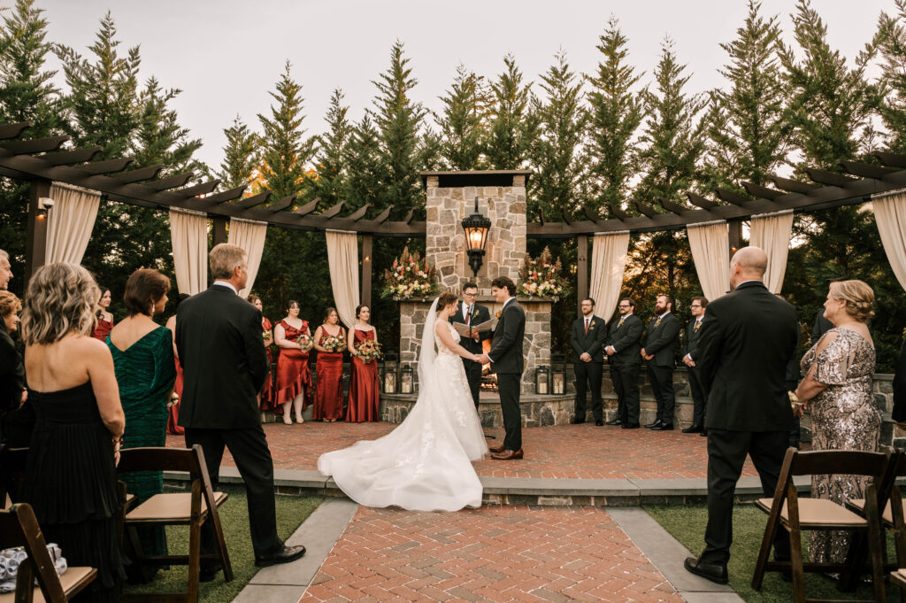 David's country inn wedding ceremony